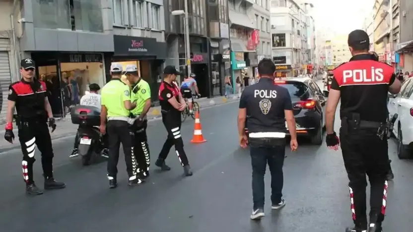 İstanbul'da 'Huzur' operasyonunda 815 gözaltı