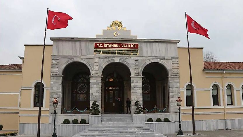 İstanbul'da yağış nedeniyle can kaybı 3'e yükseldi, 4 kişi kayıp
