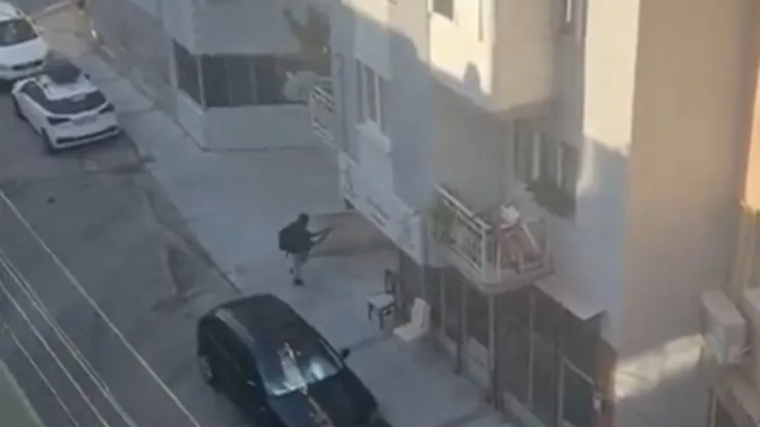 İzmir Balçova'da Polis Merkezine Pompalı Tüfekli Saldırı