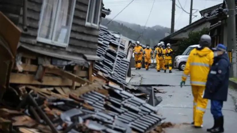 Japonya'daki 7,2 büyüklüğündeki deprem yer kabuğunu 9 santimetre kaydırdı