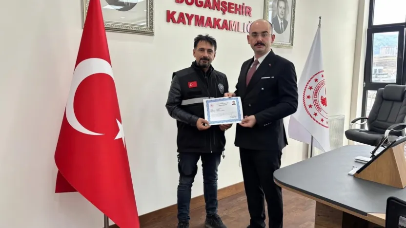 Kaymakam Sungur'dan Jandarma ve Emniyete Takdir