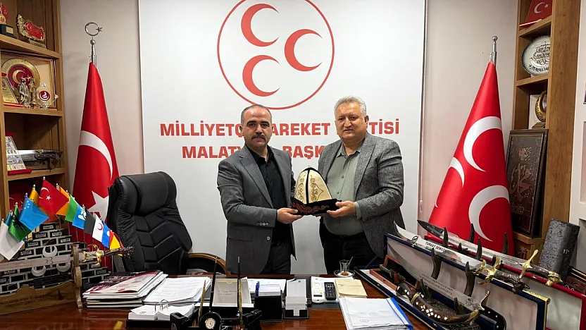 Kırgızistan'dan Malatya'ya Uzanan Dostluk: Ak Kalpak Takdim Edildi