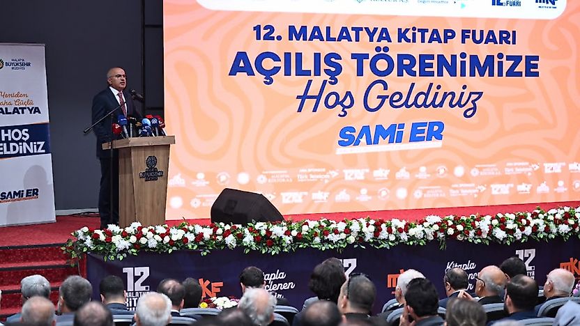 Kitapla Büyüyen, Okuyan Ve Üreten Bir Malatya Hedefimiz Var