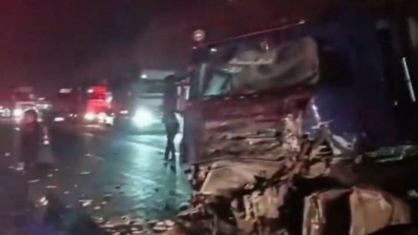 Kömürhan Köprüsü'nde Can Pazarı! 3 Tır Çarpıştı