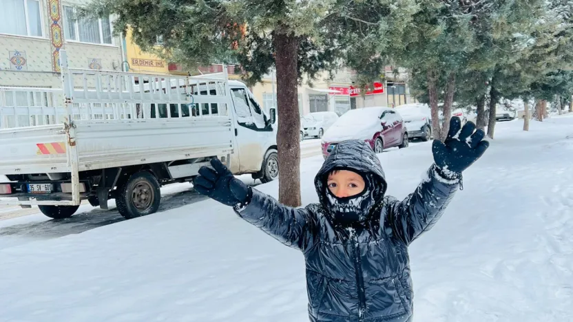 Lapa Lapa Kar Yağdı, Malatya Beyaza Büründü