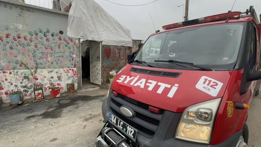 Malatya'da Suriyeli Aileye Ulaşılamadı: Ekipler Kapıyı Kırarak Eve Girdi