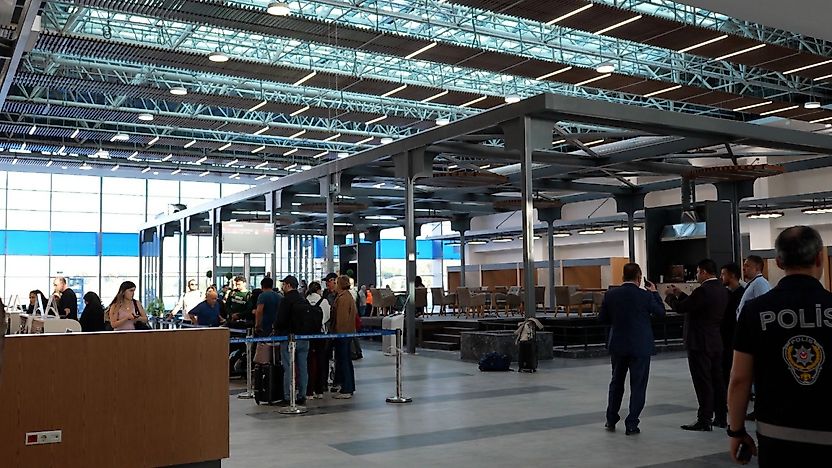 Malatya Havalimanı'nda Yeni Dönem: Yeni Terminal İlk Yolcularını Ağırladı