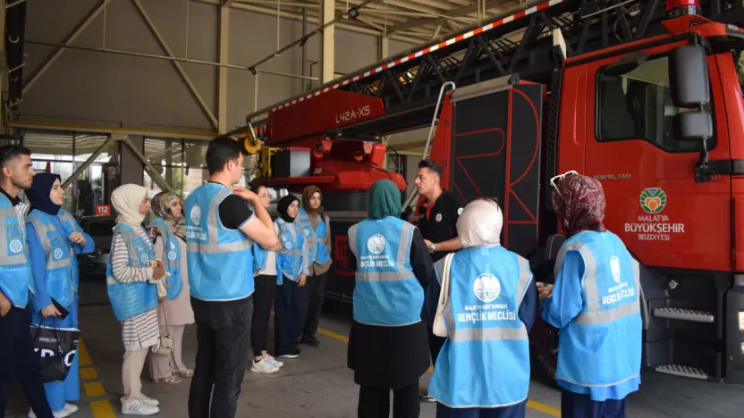Malatya Kent Konseyi Gençlik Meclisi'nden Yangınlara Karşı Kapsamlı Eğitim