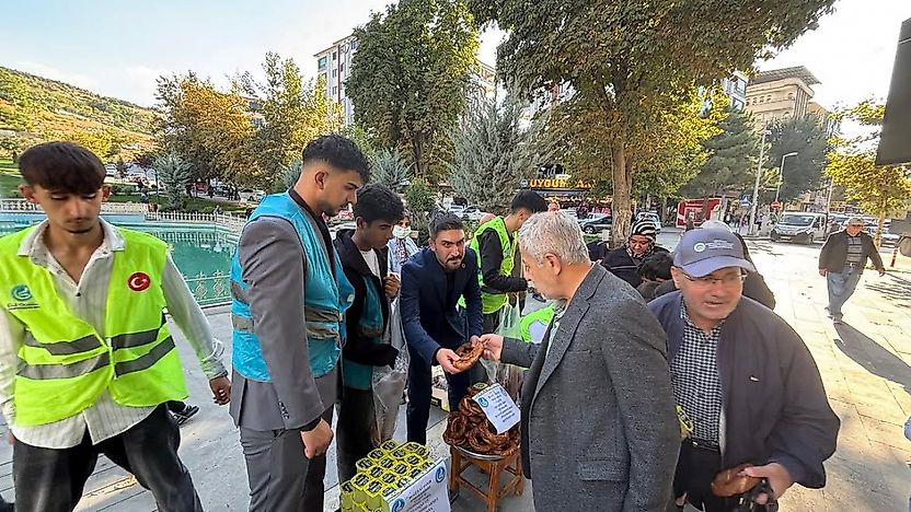 Malatya Ülkü Ocakları'ndan Şehitler İçin Anlamlı Vefa