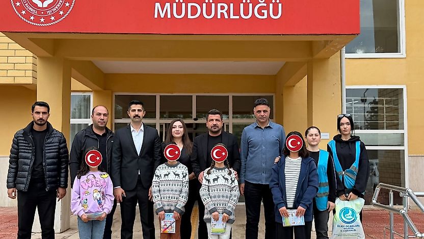 Malatya Ülkü Ocakları'ndan Sevgi Evleri'ndeki Çocuklara Anlamlı Ziyaret