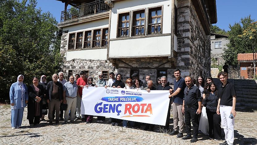 Malatyalı Gençler Arapgir'in Tarihi ve Doğasını Keşfetti