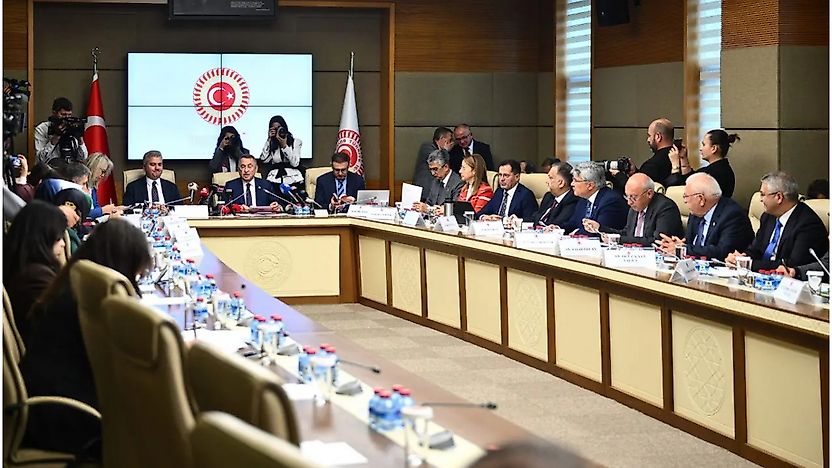 'Mekke Anlaşması' komisyonda kabul edildi