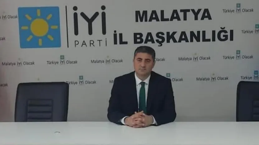 Memur Tatil Yapıyor İşçi Çalışıyor