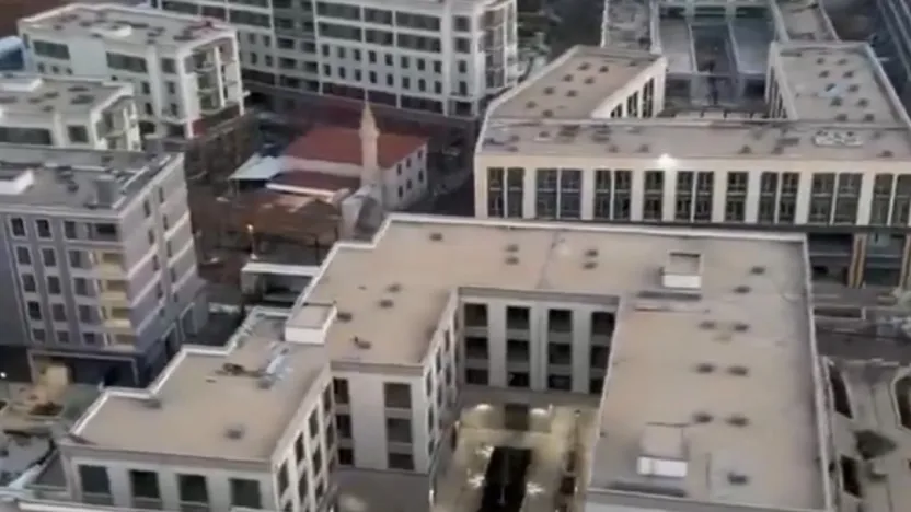 Merkez 53 Ada Rezerv Alanı'nda Dükkan ve Ofisler Teslime Hazır