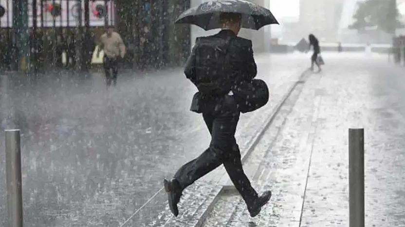 Meteoroloji'den Kuvvetli Yağış Uyarısı: Sel ve Su Baskınına Dikkat