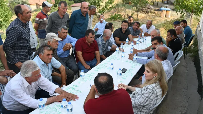 Milletvekili Ölmeztoprak, Kale Ve Hekimhan'da Sulama Suyu Konusunda Kapsamlı Toplantılar Gerçekleştirdi