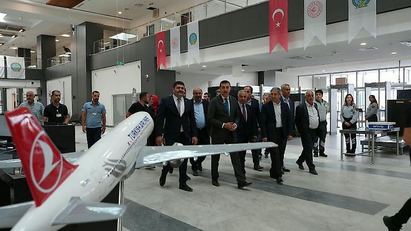 Milletvekili Tüfenkci, Yeni Malatya Havalimanında İncelemelerde Bulundu