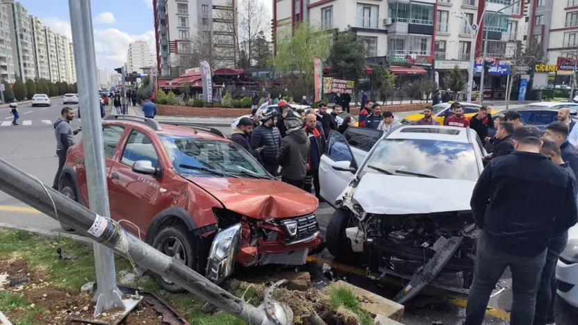 Nisan ayında meydana gelen kazalarda 205 kişi öldü 31 bin kişi yaralandı