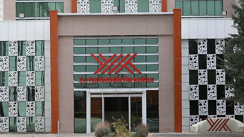 Öğrenci Affından Yararlananlara Yatay Geçiş Müjdesi! YÖK Yeni Kuralı Açıkladı
