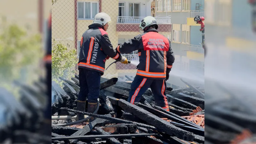 Okul binasının çatı sökümü esnasında yangın çıktı