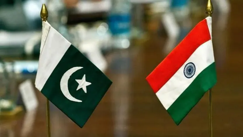 Pakistan ve Hindistan birbirlerinin diplomatlarını sınır dışı etti
