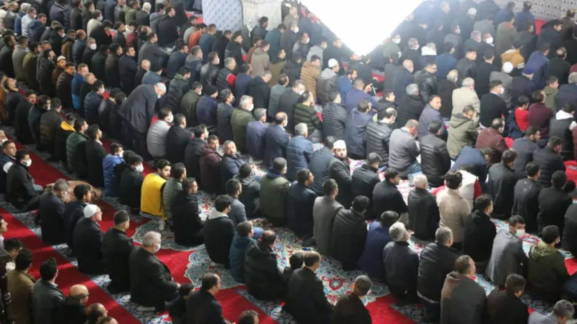 Regaib Kandili yarın idrak edilecek