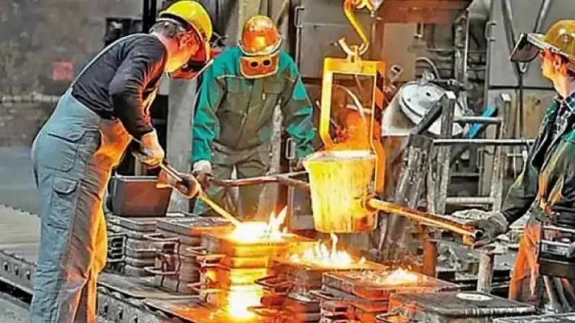 Sanayi üretimi yıllık yüzde 2,5 arttı