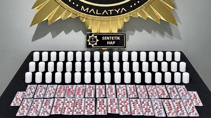 Sokak Satıcılarına Darbe: Malatya'da 3 Bin 601 Sentetik Hap Ele Geçirildi