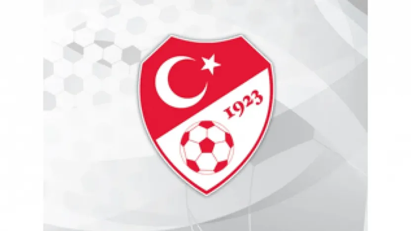 Süper Lig kulüpleri, A Takım Listesi'ne en fazla 14 yabancı futbolcu yazabilecek.