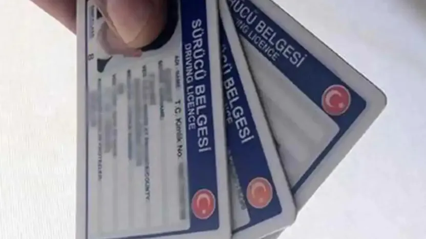 Sürücü belgelerini yenilemek için bugün son gün