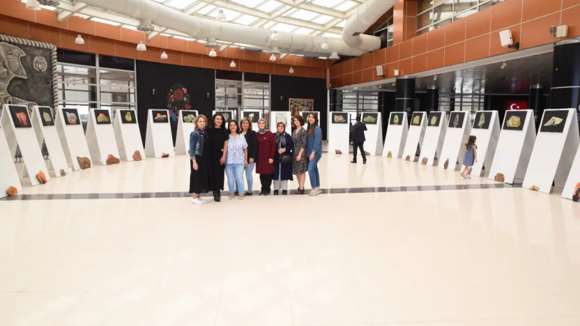 Taşların Fısıltıları 'Azura'da Yankılanıyor