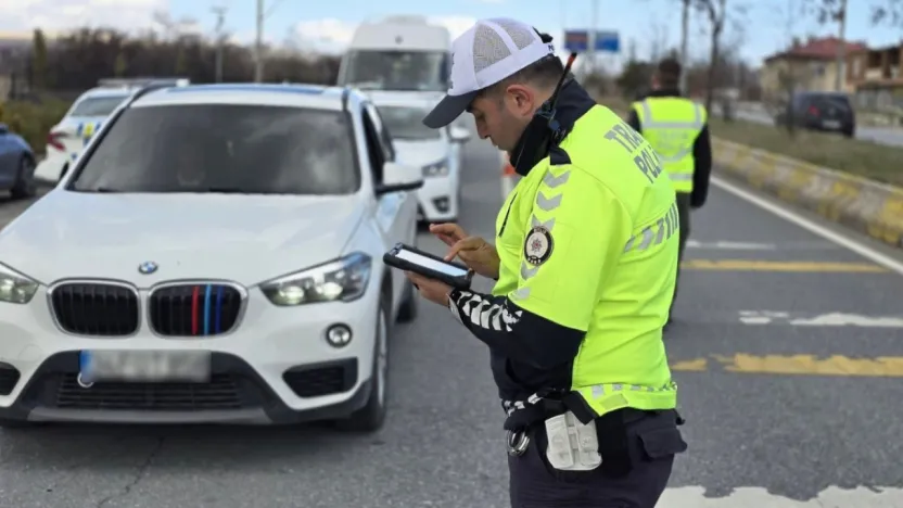 Trafik cezaları artıyor, Güler'den net mesaj: 'Cezaları düşürmüyoruz, caydırıcı hale getiriyoruz'