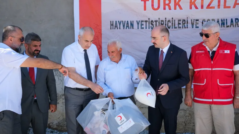 Türk Kızılay'dan Doğanşehir'de Çoban Ve Yetiştiricilere Destek
