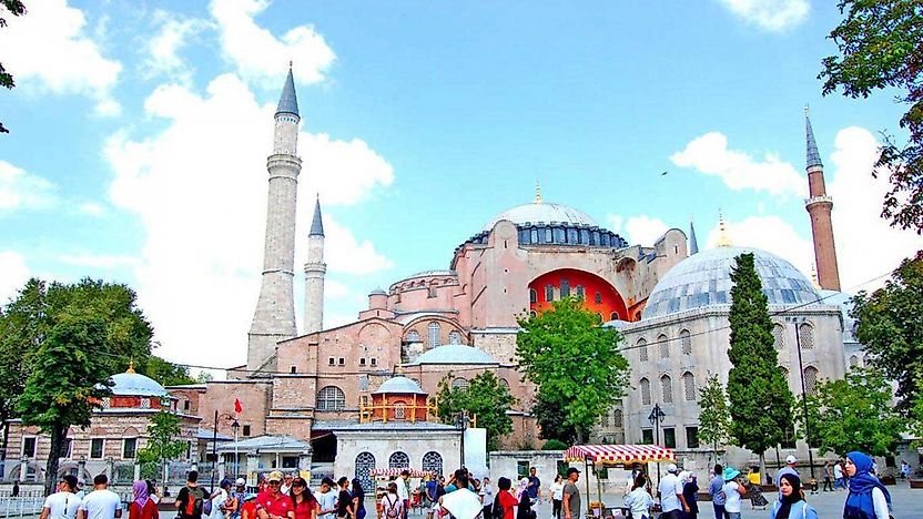 Türkiye turizmden üçüncü çeyrekte 25,5 milyar dolar gelir elde etti
