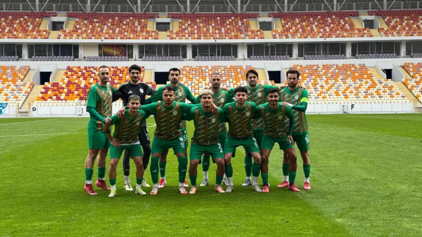 Yeni transfer Mehmet Güneş'in golüyle beraberliği yakalayan Yeşilyurtspor, ikinci yarıya puanla başladı.