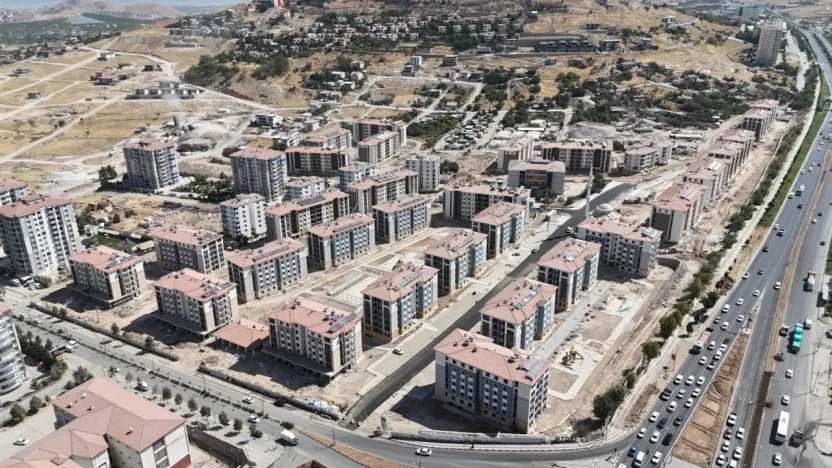 Yıldıztepe'de inşası süren TOKİ konutlarında sona yaklaşıldı