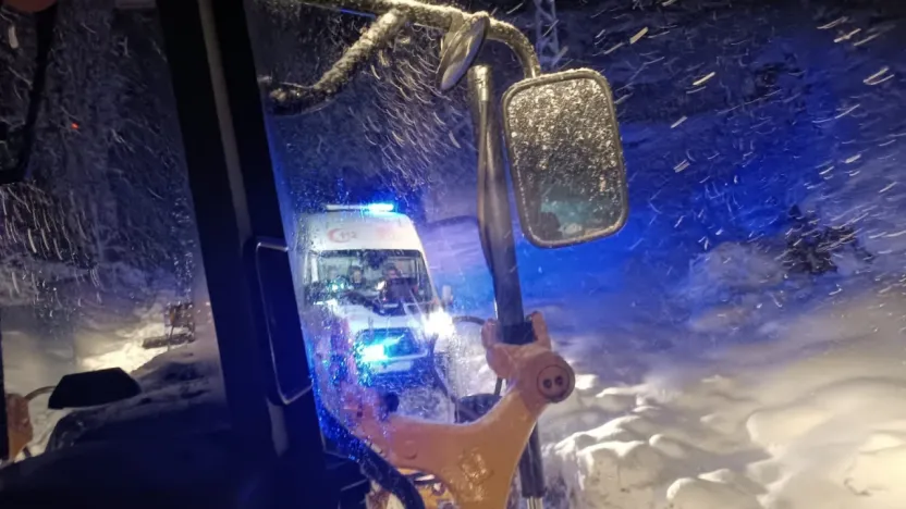 Yüksek Kesimlerde Karla Mücadele Aralıksız Sürüyor