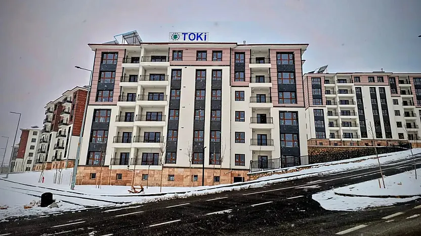 Yüzyılın Konut Projesi'nde Kura Heyecanı Sürüyor