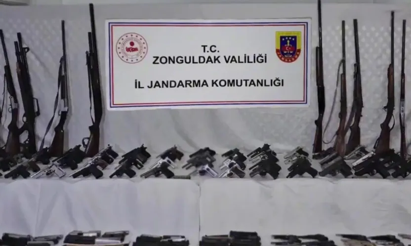 14 İlde Silah Kaçakçılığı Operasyonu: 202 Şüpheli Yakalandı