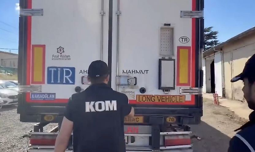 54 İlde Kaçakçılık Operasyonu! Milyonlarca Makaron Ele Geçirildi