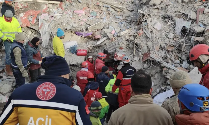 78 kişinin öldüğü Hakimbey Apartmanı davasında ağır cezalar