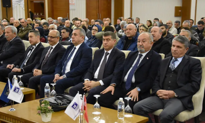 Altınok: 'Mali müşavirler iş dünyamıza yol gösteren stratejik aktör konumundadır'