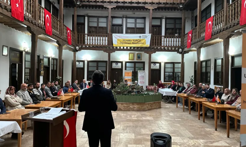 Arapgir'de Tarihi Millet Hanı'nda Fethi Gemuhluoğlu Anıldı