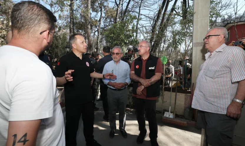 Bakan Yerlikaya'dan Çanakkale'deki orman yangınları hakkında açıklama