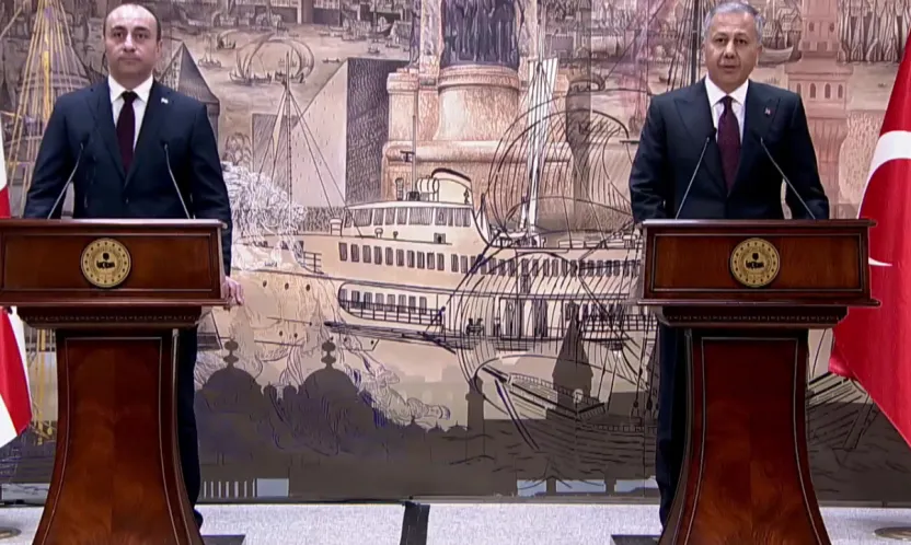 Bakan Yerlikaya: Kırmızı bültenle aranan 588 kişi yakalandı