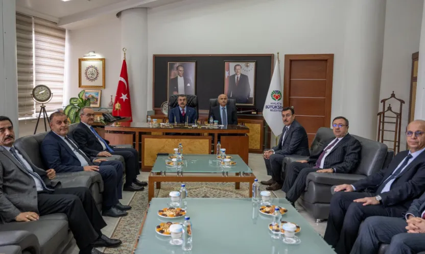 Bakan Yusuf Tekin'den Malatya Büyükşehir Belediyesi'ne Ziyaret