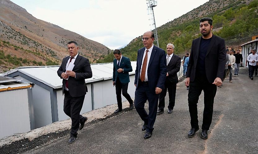 Başkan Geçit, Hayvan Bakımevi Ve Doğal Yaşam Alanını İnceledi