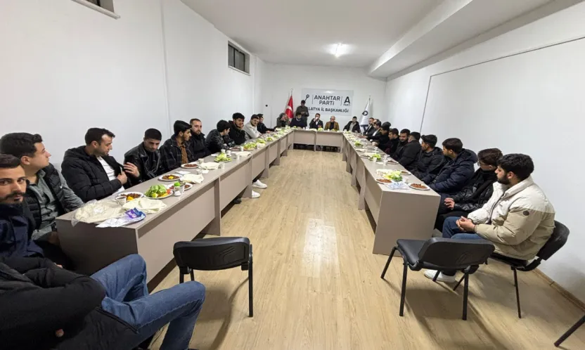 Battalgazi'de Anahtar Parti Gençliği Sahaya İniyor