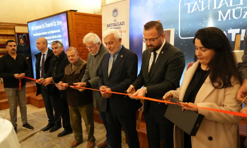 Battalgazi'nin Tarihi Dokusu Fotoğraf Karelerinde: Sergi 12 Aralık'a Kadar Açık