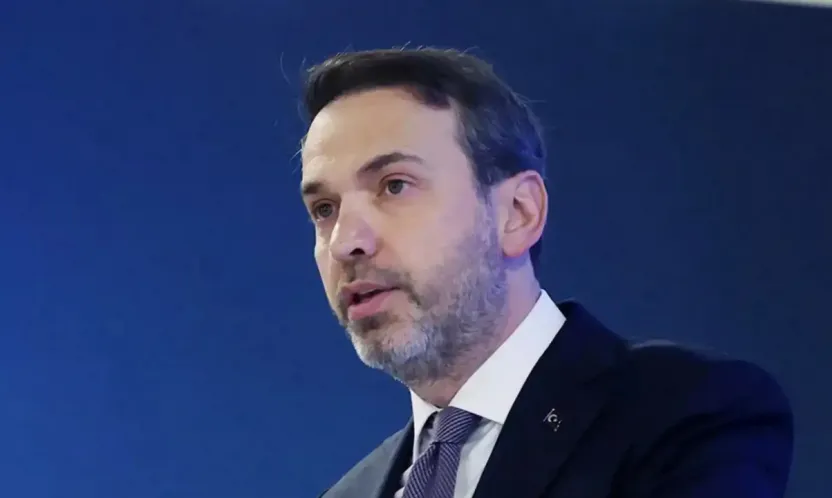 Bayraktar: Rusya ile gaz alım kontratları bir yıl uzatılacak